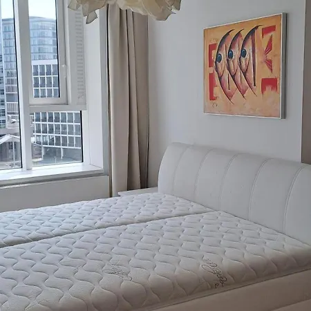 Sag Panorama Business 2 Free Parking